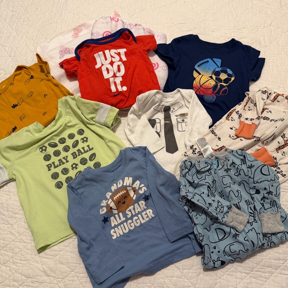 Gerber Baby Onesies in Blue and Orange